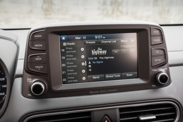 2021 Hyundai Kona interior