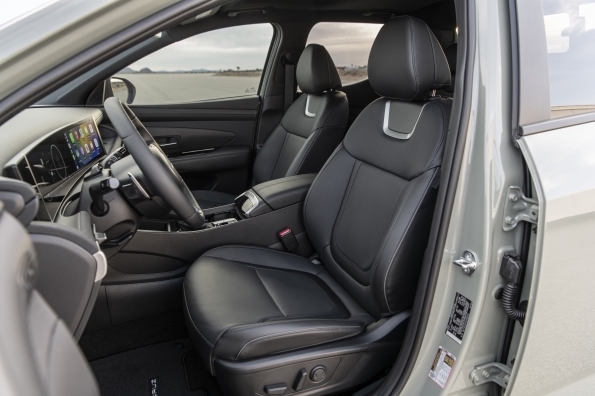 2025 Hyundai Santa Cruz interior
