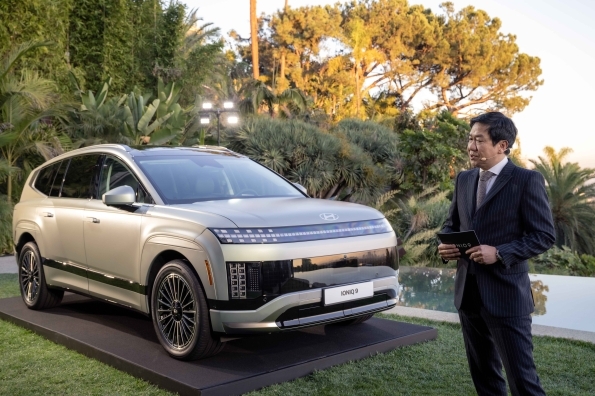 Hyundai Motor Redefines EV Mobility with IONIQ 9 Electric SUV: Big on ...