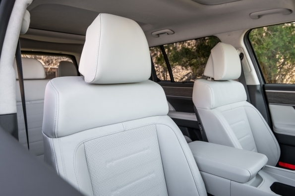 Santa Fe premium Nappa leather seating