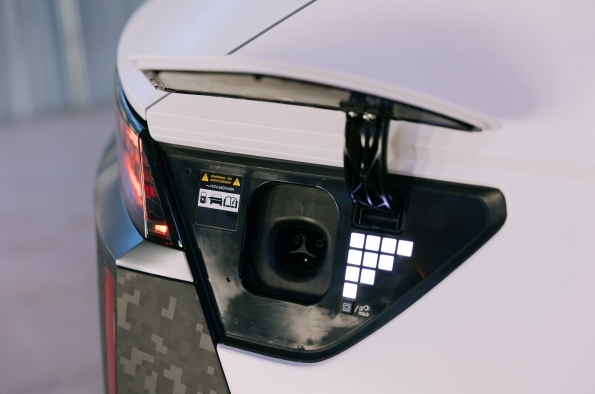 Hyundai to Offer Free NACS DC EV Adapters to Enhance Charging ...